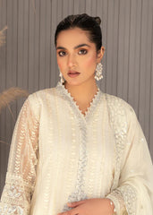 Kurta Set in Off-white by Agha Jaan - EOP8361