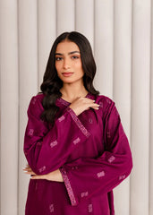 Kurta Set in Magenta by Mayal - IXC7169