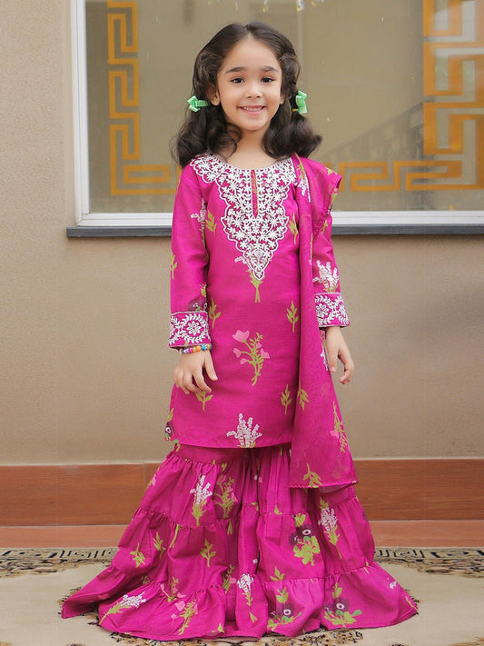 Gharara in Pink by Sara Jahan Kids - XWQ9091 | Laam.pk