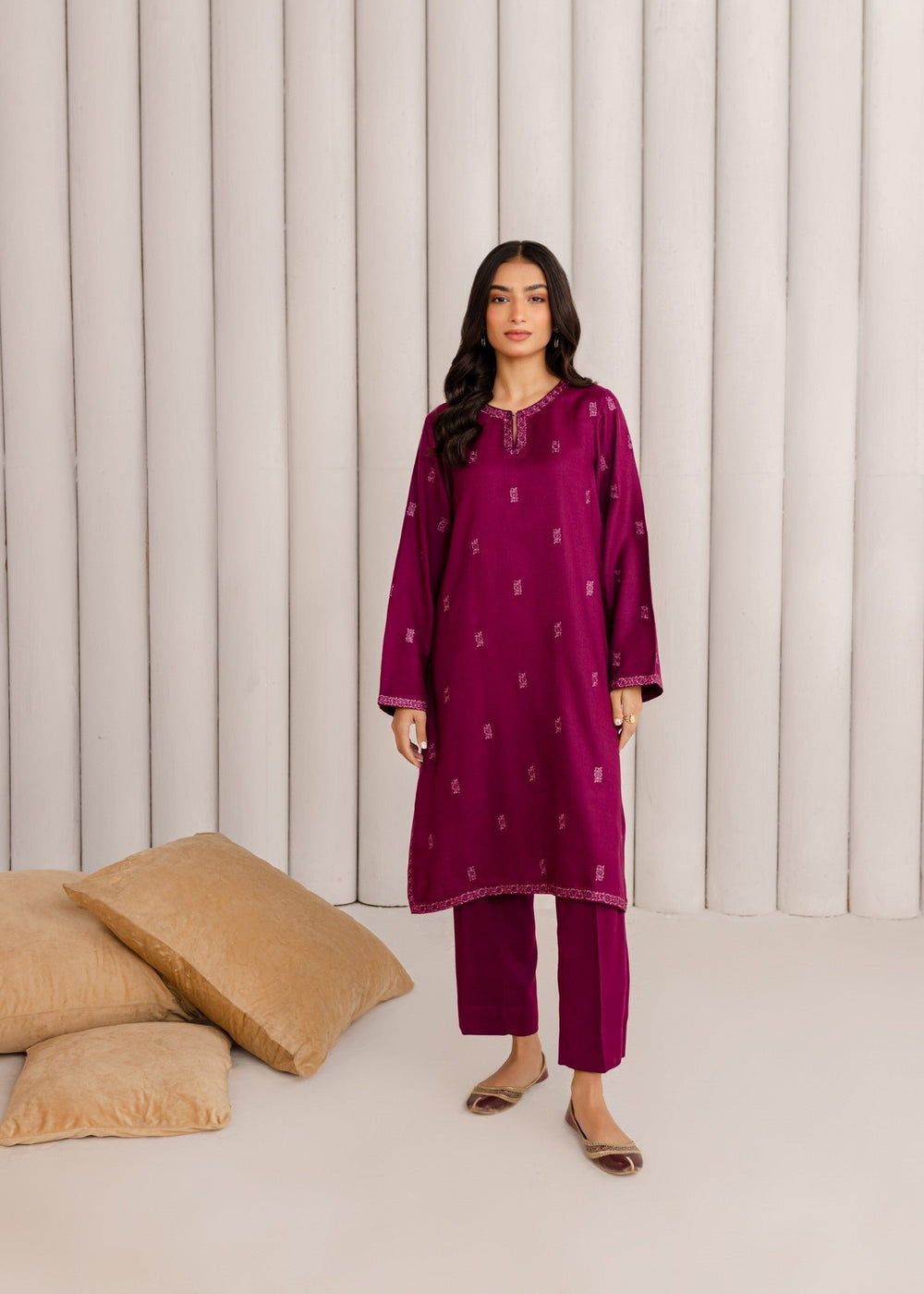 Kurta Set in Magenta by Mayal - IXC7169 | Laam.pk