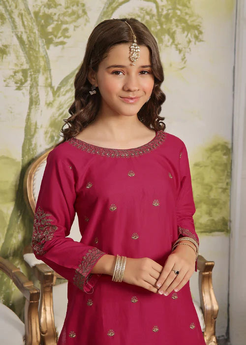 Kurta Set in Hot pink by Fresh Birds - WIO4896